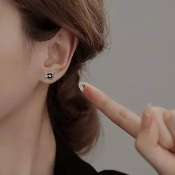 Серьги-гвоздики S925 с серебряным покрытием, тренд американской готики, мужской хип-хоп, уникальный дизайн, серьги-гвоздики с бриллиантами и бриллиантами, серьги-гвоздики Black Little Devil