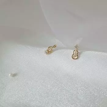 Серьги-гвоздики с асимметрией из стерлингового серебра 925 пробы и позолотой 14 карат, женские изысканные повседневные универсальные украшения золотой