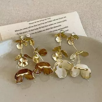 Серьги-гвоздики с бахромой из смоляного цветка цвета карамели Maillard, женские, нишевые, высокого класса, легкие, роскошные, модные, универсальные серьги