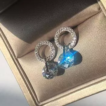 Серьги-гвоздики с белым цирконием и супер вспышкой, изысканный темперамент, простые дикие свадебные обручальные серьги для женщин белый