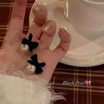 Серьги-гвоздики с черным бархатом и жемчугом на осень и зиму, модные серьги, женские серьги премиум-класса Niche Design Sense