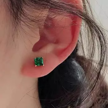 Серьги-гвоздики с четырьмя когтями из стерлингового серебра S925 пробы с бриллиантами для женщин, маленькие и простые, высококачественные, легкие, роскошные изумрудные серьги 925