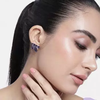 Серьги-гвоздики с фиолетовой эмалью