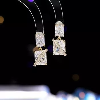 Серьги-гвоздики с геометрическим узором и квадратным цирконием, модные, легкие, роскошные, нишевый дизайн, универсальный, темпераментный, серебряные серьги-иглы для женщин 925 пробы золотой