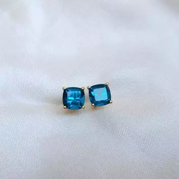 Серьги-гвоздики с голубым топазом, серьги из желтого золота, серьги из стерлингового серебра 925 пробы, серьги ручной работы, минималистские серьги, подарок для нее серебряный