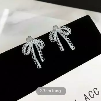 Серьги-гвоздики с кружевом в нишевом стиле, с кружевным бантом, женские, игла из стерлингового серебра, необычные полые серебряные серьги с цирконом, милые серьги Lace zircon Bows earrings ~