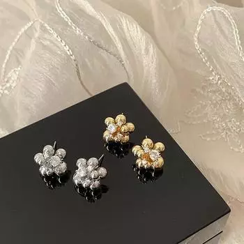 Серьги-гвоздики с металлическими бусинами и цветами из циркония Cold Wind, женские серьги-гвоздики с нишевым дизайном, чувством индивидуальности и модным темпераментом