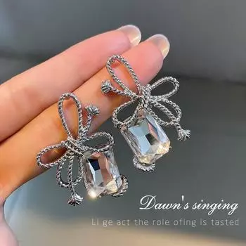 Серьги-гвоздики с микро-цирконом и бантом для предотвращения аллергии для женщин, корейские модные ювелирные изделия с нежным темпераментом