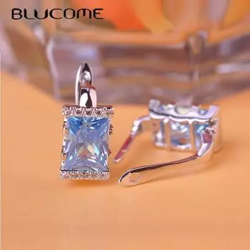 Серьги-гвоздики с сапфиром и цирконом. Квадратные серьги. Размер: длина 1,3x ширина 0,9 см. синий