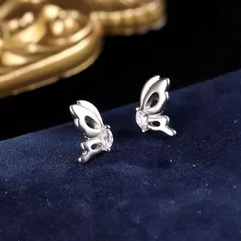 Серьги-гвоздики с серебряным покрытием S925 Серьги-гвоздики Sweet Cool Spice Wind с матовой отделкой Серьги-гвоздики в форме бабочек из полого циркона