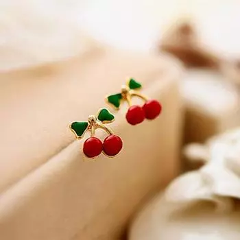 Серьги-гвоздики с зеленым бантом для девочек, гвоздики с бантом и вишней красный/зелёный