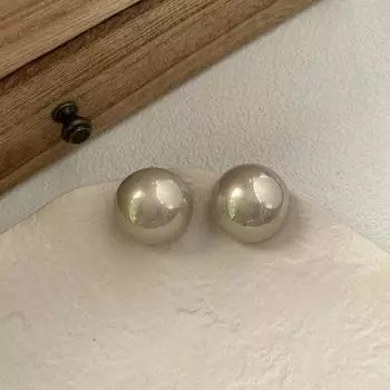 Серьги-гвоздики с жемчугом цвета шампанского, геометрические, универсальные, простые, для пригородного туризма