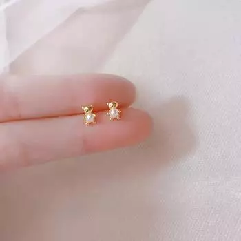 Серьги-гвоздики с жемчугом и медведем, простые милые женские серьги, летние мини-серьги с маленькими животными