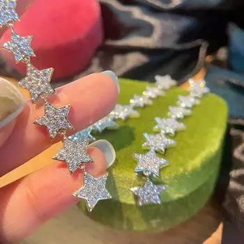 Серьги-гвоздики, серьги в виде трехмерной пятиконечной звезды с легкой инкрустацией из циркония, длинные серьги-звезды в стиле светской львицы, серьги. золотой