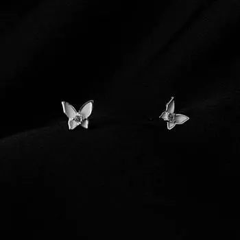 Серьги-гвоздики серии White Butterfly, маленькое простое высококачественное текстурное ожерелье на ключицу