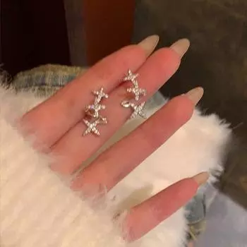 Серьги-гвоздики Shining Star женские легкие роскошные серьги Niche Temperament из циркония