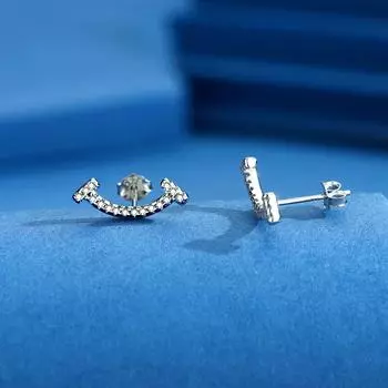 Серьги-гвоздики со смайликом из стерлингового серебра 925 пробы, женские маленькие серьги со смайликом, легкие, роскошные, нишевые, высокого класса, серьги с отверстием для уха в виде двойной буквы Т 925 Silver