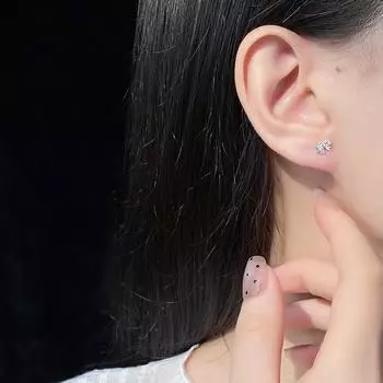 Серьги-гвоздики в форме банта - маленькие, милые, изысканные, простые и высококачественные украшения для прокалывания ушей