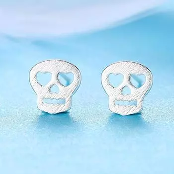 Серьги-гвоздики в форме черепа, женская мода, темперамент, полые, любовь, матовые серьги, минималистский нишевый дизайн, аксессуары