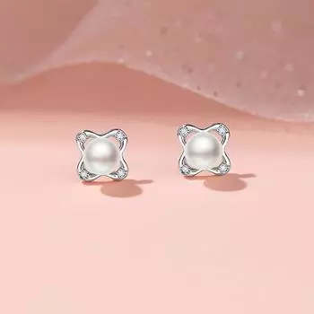 Серьги-гвоздики в форме клевера, женские, легкие, роскошные, нишевого дизайна, серьги с имитацией жемчуга и листьями на удачу