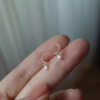 Серьги-гвоздики в форме луны из стерлингового серебра 925 пробы с каплями воды из циркона для женщин, универсальный дизайн, доступные роскошные модные серьги 925