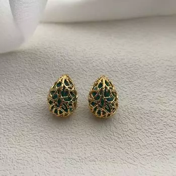 Серьги-гвоздики в стиле ретро-французского стиля, не противоречащие стилю, универсальный темперамент, уникальный дизайн, контрастные по цвету серьги в стиле ретро для женщин