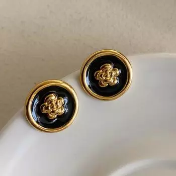 Серьги-гвоздики в стиле ретро «Камелия» из французского золота, круглые, маленькие, с ароматом, с высоким чувством, универсальные, с уникальным дизайном