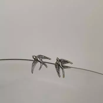 Серьги-гвоздики в стиле ретро «Старая ласточка» для женщин, легкие, роскошные, изысканные, элегантные, индивидуальные, модные, уникальные, универсальные серьги