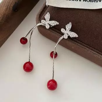 Серьги-гвоздики в виде бабочки, длинные кисточки, изысканные серьги, дизайнерские серьги Sense Niche, новогодние серьги с красной вишней для женщин