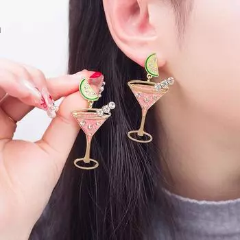 Серьги-гвоздики в виде бокала арбуза со стразами из розового и зеленого сплава для летней свежести розовый