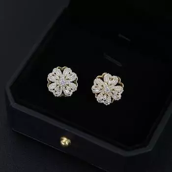 Серьги-гвоздики в виде четырехлистного цветка с медной микроинкрустацией вращаются, легкие роскошные серьги высшего качества, изысканные маленькие ароматные серьги. 18K