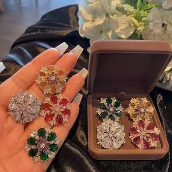 Серьги-гвоздики в виде цветка и снежинки, женские серьги, микроинкрустированные цирконием, медь, позолоченные, высококачественные ювелирные изделия красный