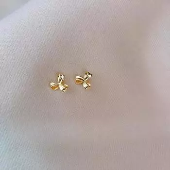 Серьги-гвоздики в виде клевера, женские серьги-цветы, серьги Niche Light Luxury Design, маленькие и простые золотой