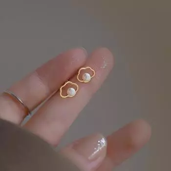 Серьги-гвоздики в виде облаков, нишевый дизайн, темперамент, легкие, роскошные, благоприятные серьги в виде облаков, жуйи