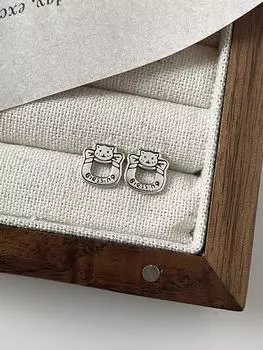 Серьги-гвоздики в виде пряничного человечка из стерлингового серебра S925, полые медведи из тайского серебра, состаренные ретро мужские и женские милые изысканные маленькие серьги