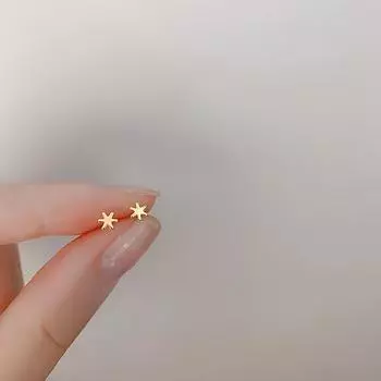 Серьги-гвоздики в виде снежинок, женские простые студенческие маленькие серьги, серьги в холодном стиле золотой