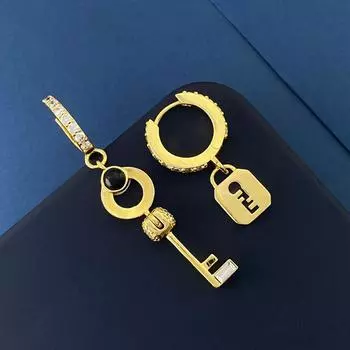 Серьги-гвоздики Wind Metal с асимметричным дизайном, латунные серьги-подвески с замком-ключом, украшения для ушей для женщин золотой