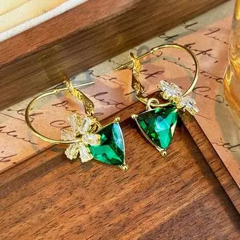 Серьги-гвоздики женские красные осенние и зимние изысканные серьги в форме звезд ретро французские элитные серьги Sense Light Luxury Temperament уникальный дизайн