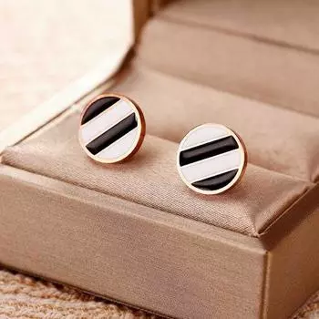 Серьги-гвоздики Женские серьги Студенческие Простые Милые Универсальные серьги для девушек Изысканные серьги-гвоздики