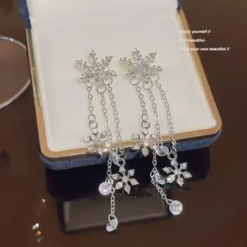 Серьги-игл из серебра 925 пробы в виде милых сверкающих снежинок, высококачественные милые роскошные нишевые серьги с кисточками, тонкие серьги с изображением лица.