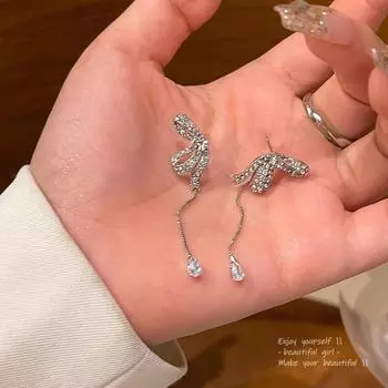 Серьги-игл с длинными кисточками и бантом из серебра 925 пробы в корейском стиле с бриллиантовым узором A1690