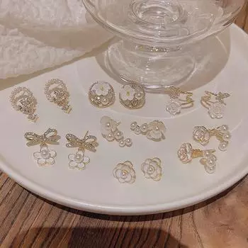 Серьги-иглочки из серебра 925 пробы в корейском стиле с цветочным мотивом: Универсальный дизайн с жемчужным оттенком и модным стилем, вдохновленным лесом