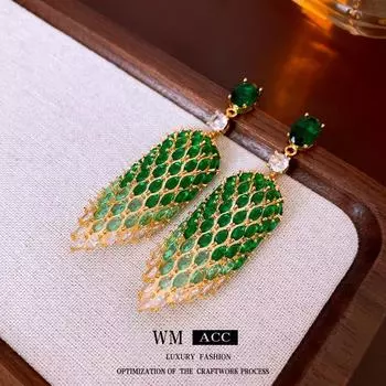 Серьги-иглы из 18-каратного позолоченного серебра с цирконием овальной формы с уникальным, эксклюзивным дизайном Silver Needle-Gold зелёный