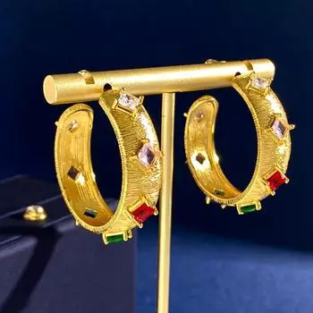 Серьги Итальянские ретро-серьги-гвоздики в стиле суда с отделкой из ромба и квадрата, цветные бриллианты в форме буквы С