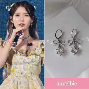 [Серьги IU] Серьги Huggies с изящными сердечками и лентами - серебряный цвет