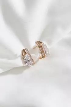 Серьги из стали золотого цвета с полумесяцем и камнем