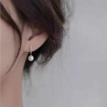 Серьги из стерлингового серебра 925 пробы с жемчугом, французский дизайн меньшинств, высококачественные женские серьги-гвоздики, легкие роскошные серьги 925