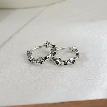 Серьги из стерлингового серебра с цветным цирконием в виде кубика Рубика для женщин S92, 500 шт., ретро-трендовые, легкие, роскошные, с дизайном для меньшинств, высококачественные серьги 925