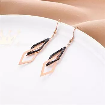 Серьги из темперамента Light Luxury Crystal Crystal Двойной полой ромби