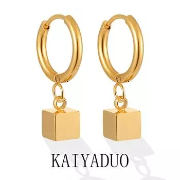 Серьги из титановой стали с геометрическим квадратом в корейском стиле: Стильный, универсальный и уникальный дизайн для женщин